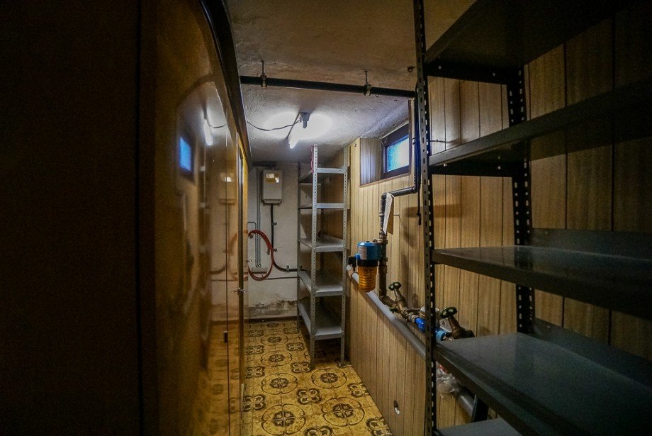 Haupthaus UG Hinter Raumteiler Einfamilienhaus Mainz / Mainz-Laubenheim