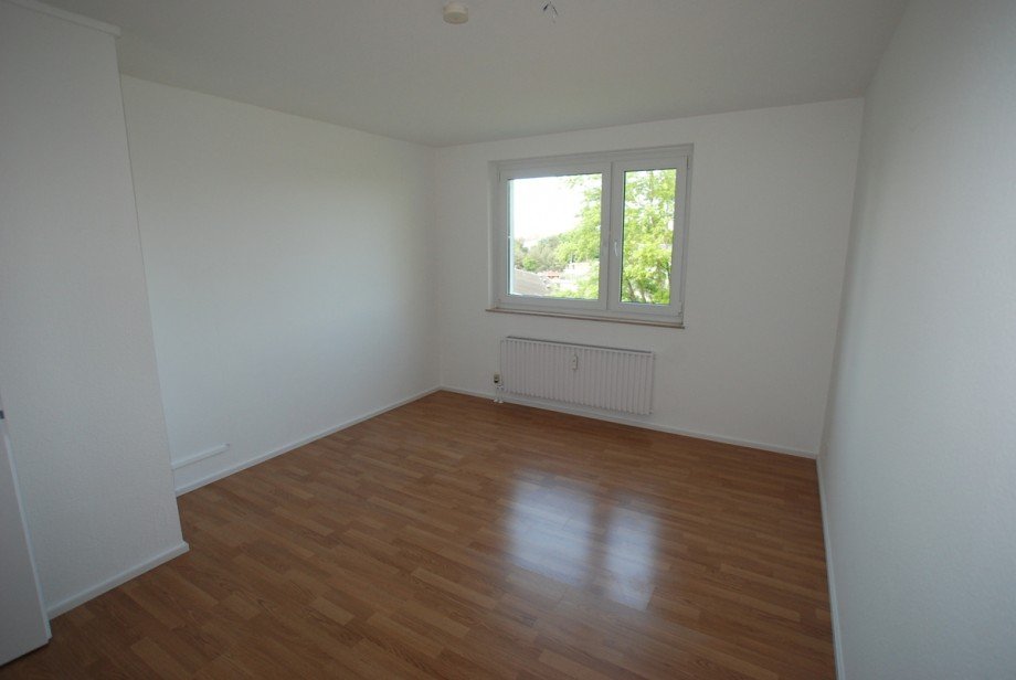 K�hler-Immobilien - Schlafzimmer 1 Etagenwohnung Kostheim