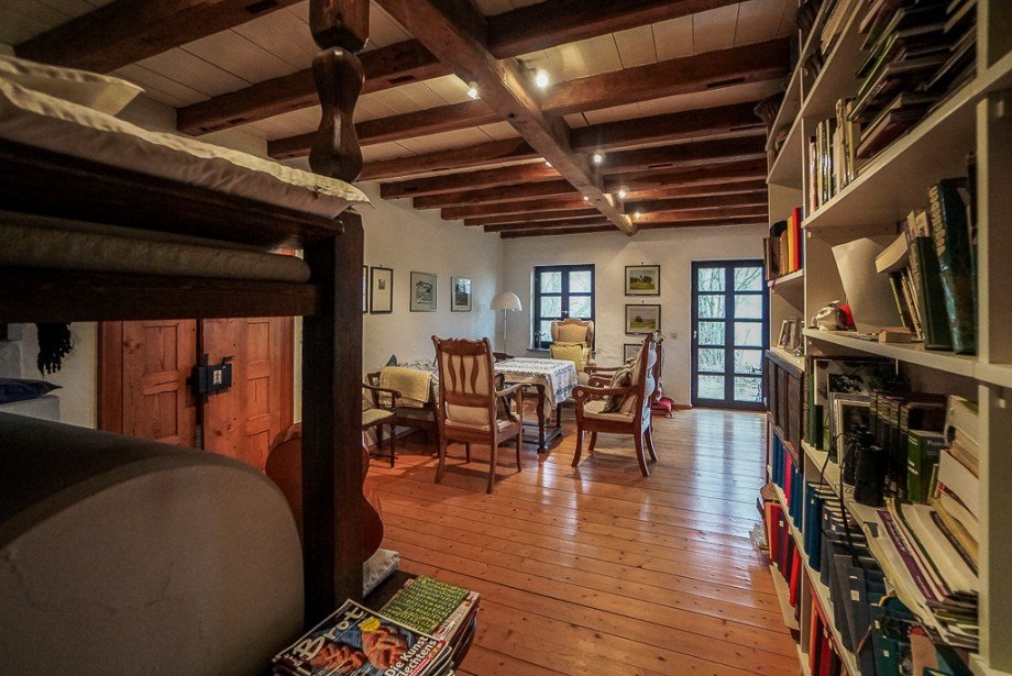 Kaminzimmer - K�hler Immobilien GmbH Zweifamilienhaus Todenroth