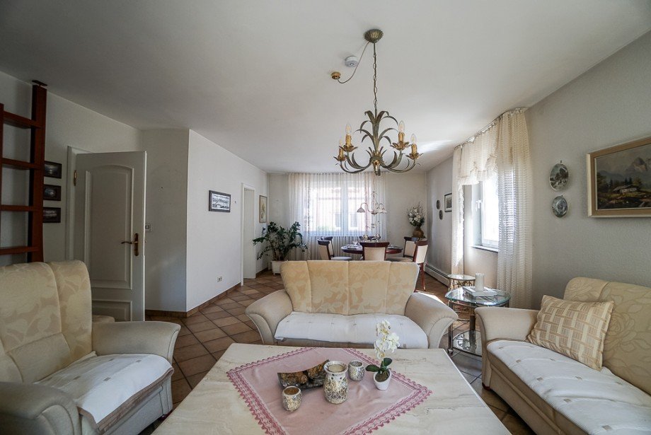 Haupthaus EG Wohn ZI Einfamilienhaus Mainz / Mainz-Laubenheim