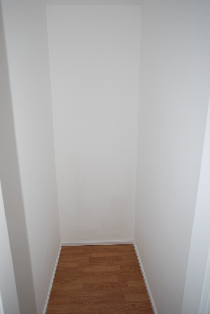 K�hler-Immobilien - Kleiner Abstellraum Etagenwohnung Kostheim
