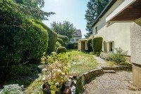Bild (33d52e45c4b447e94fd5272d92dbab67): Mainz- Laubenheim: Einfamilienhaus optional plus 2 Appartments im Anbau (renovierungsbed�rftig)