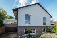 Bild (3ad010b63bb5d2bd0fb6b2895a656672): Freistehendes indivduelles Einfamilienhaus mit gehobener Ausstattung, sch�nen Extras & gro�em Areal