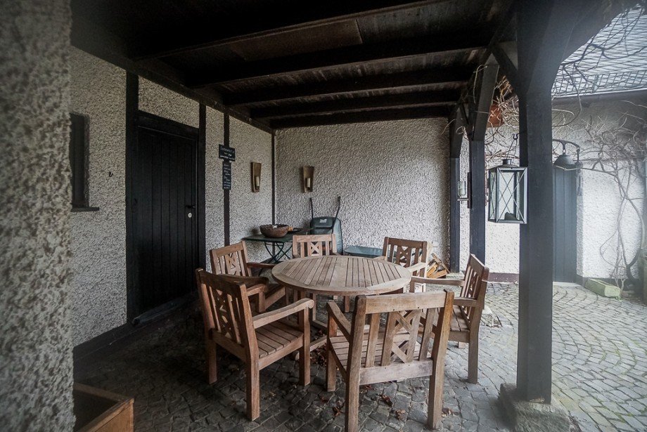 Terrasse K�hler Immobilien GmbH Zweifamilienhaus Todenroth