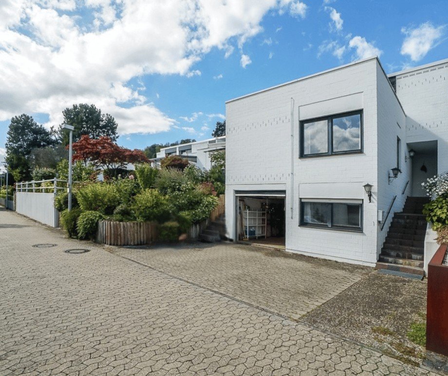 Haus Mainz Laubenheim - K�hler Immobilien Reihenendhaus Mainz / Mainz-Laubenheim