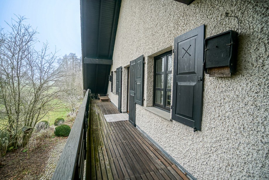 Balkon K�hler Immobilien GmbH Zweifamilienhaus Todenroth