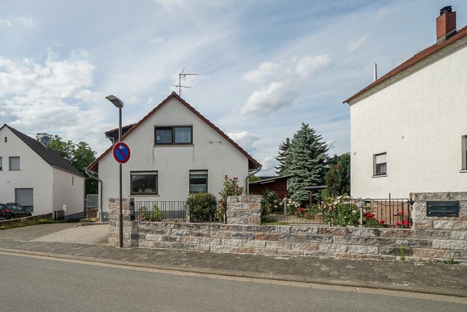 Haus Selzen - K�hler Immobilien Einfamilienhaus Selzen