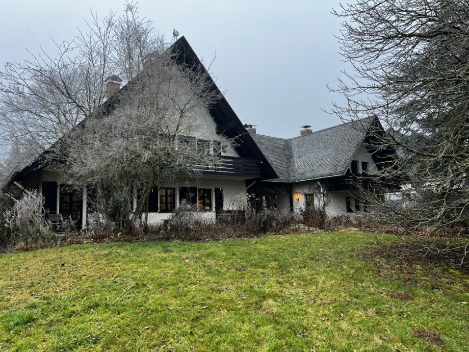 Au�enbereich K�hler Immobilien GmbH Zweifamilienhaus Todenroth