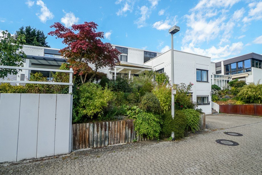 Haus Mainz Laubenheim - K�hler Immobilien Reihenendhaus Mainz / Mainz-Laubenheim