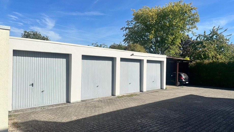 Garagen mit Carport Mehrfamilienhaus Bad Kreuznach / Bosenheim