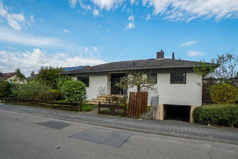 Haus Gau- Bischofsheim - K�hler Immobilien Bungalow Gau-Bischofsheim