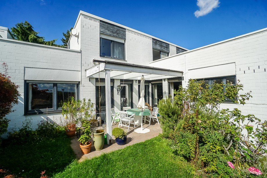 Haus Mainz Laubenheim - K�hler Immobilien Reihenendhaus Mainz / Mainz-Laubenheim