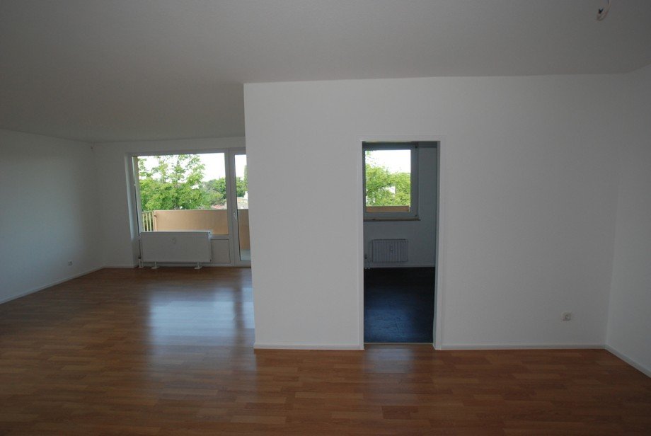 K�hler-Immobilien - Wohn-Essbereich Etagenwohnung Kostheim