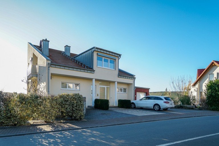 Haus Nierstein Nierstein Einfamilienhaus VERKAUFT EINZIGARTIGE EXKLUSIVE NIERSTEINER WOHLF�HLIMMOBILIE MIT HERRLICHEM MEHRBLICK