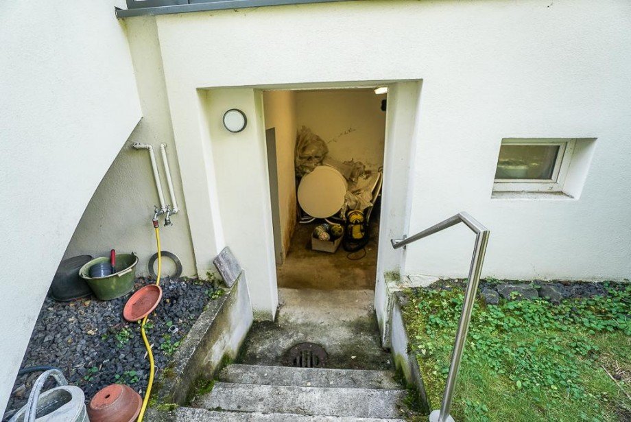 Zugang zum Keller Villa Bodenheim
