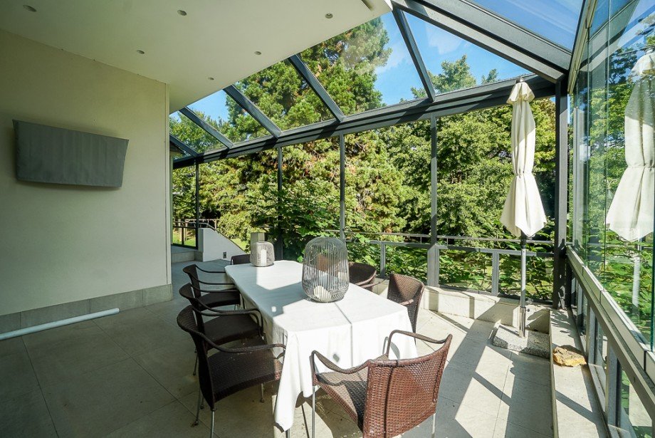 �berdachte Terrasse Villa Bodenheim