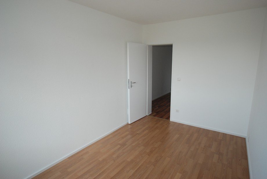 K�hler-Immobilien - Schlafzimmer 2_2 Etagenwohnung Kostheim