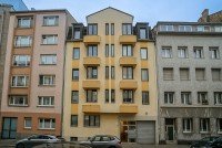 Bild (dee34d646ba0004c05e1ba9220df956e): Begehrte Altstadtlage N�he Uferstra�e in Rheinn�he. Gro�es vermietetes Appartement mit Garagenplatz