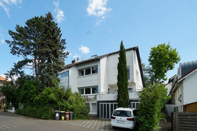 Haus Budenheim - K�hler Immobilien Budenheim Einfamilienhaus Interessantes 2 - 3 Familienhaus + ELW mit gro�em Areal in angenehmer Lage von Budenheim