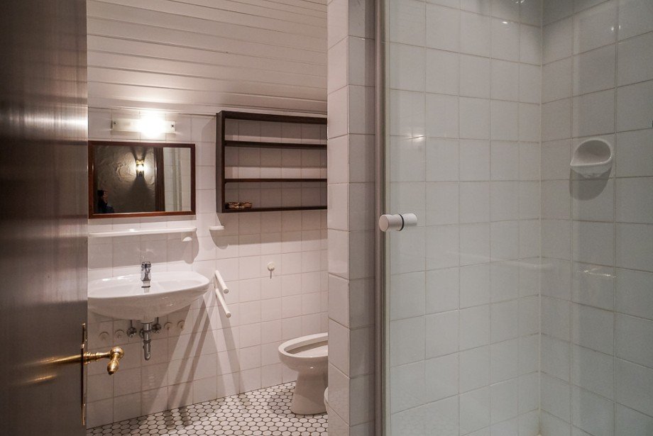 2. Bad im OG K�hler Immobilien GmbH Zweifamilienhaus Todenroth